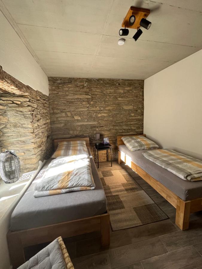 Ferienwohnung Am Wald-Und Wiesenkorb Kell am See Exterior foto